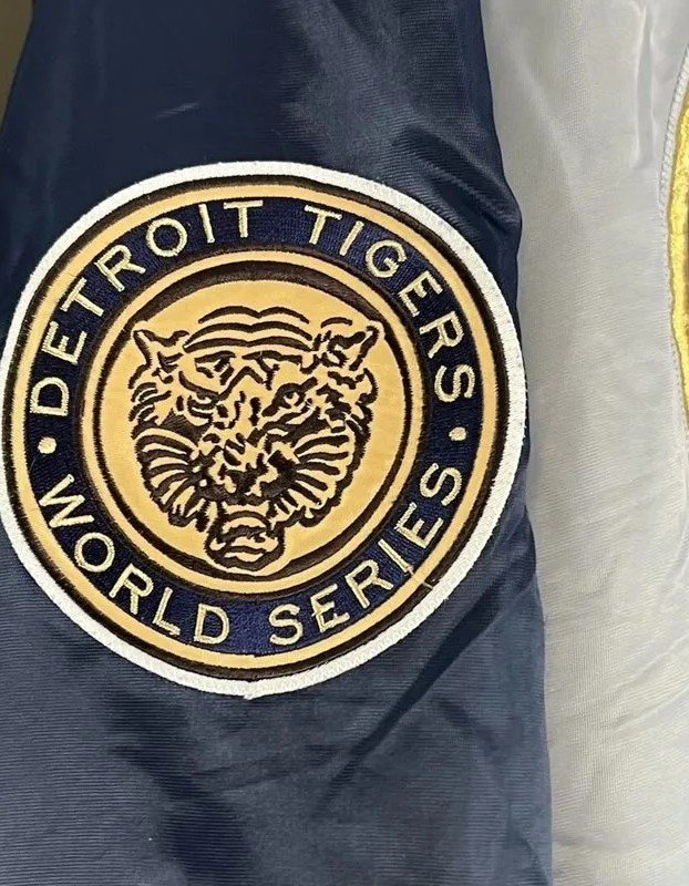90’s Detroit Tigers World Series Navy and Gray Jacket
